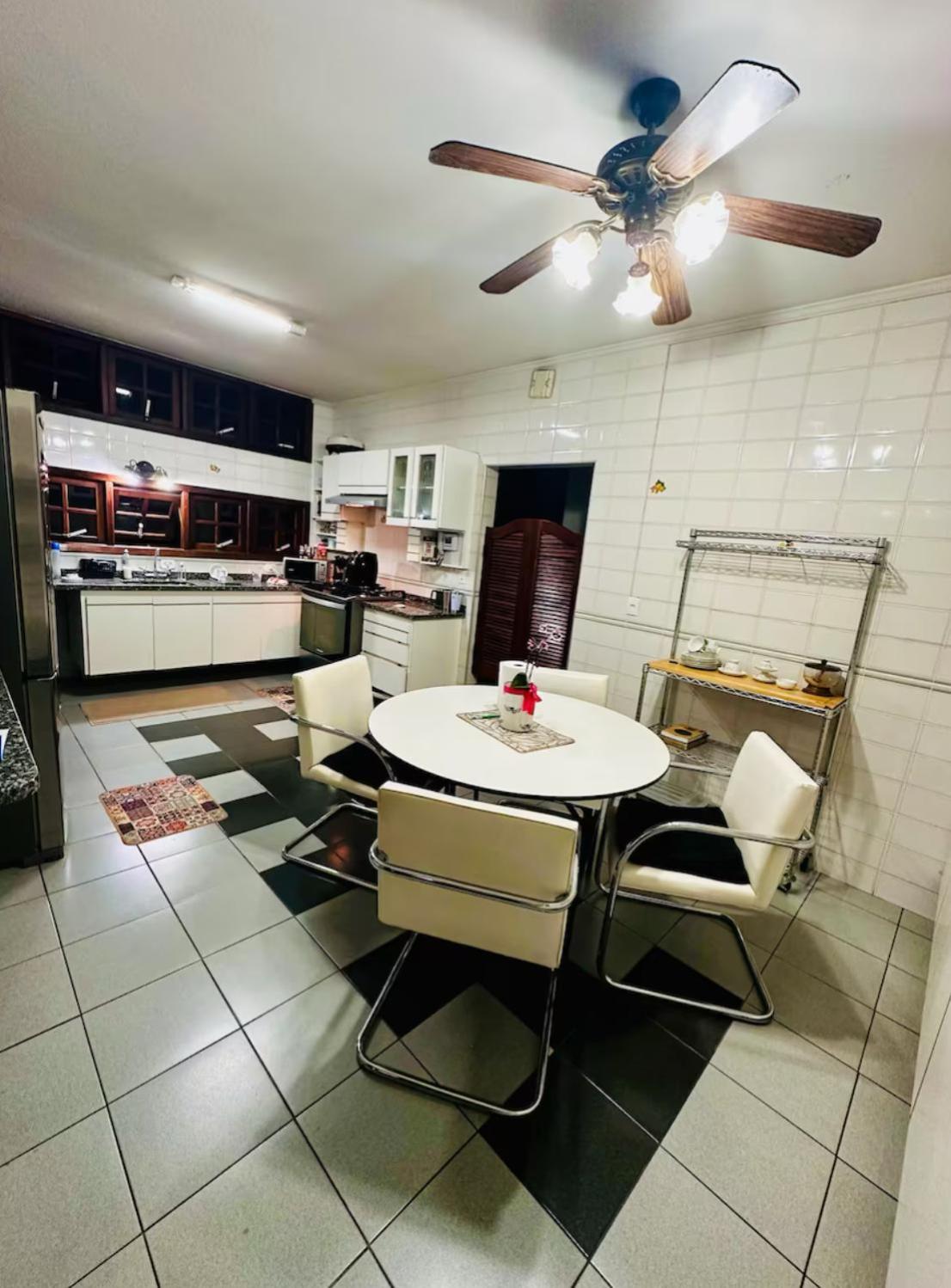 Bed & Breakfast Linda Master No Jd Marajoara Em Casa De Alto Padrao Sao Paulo
