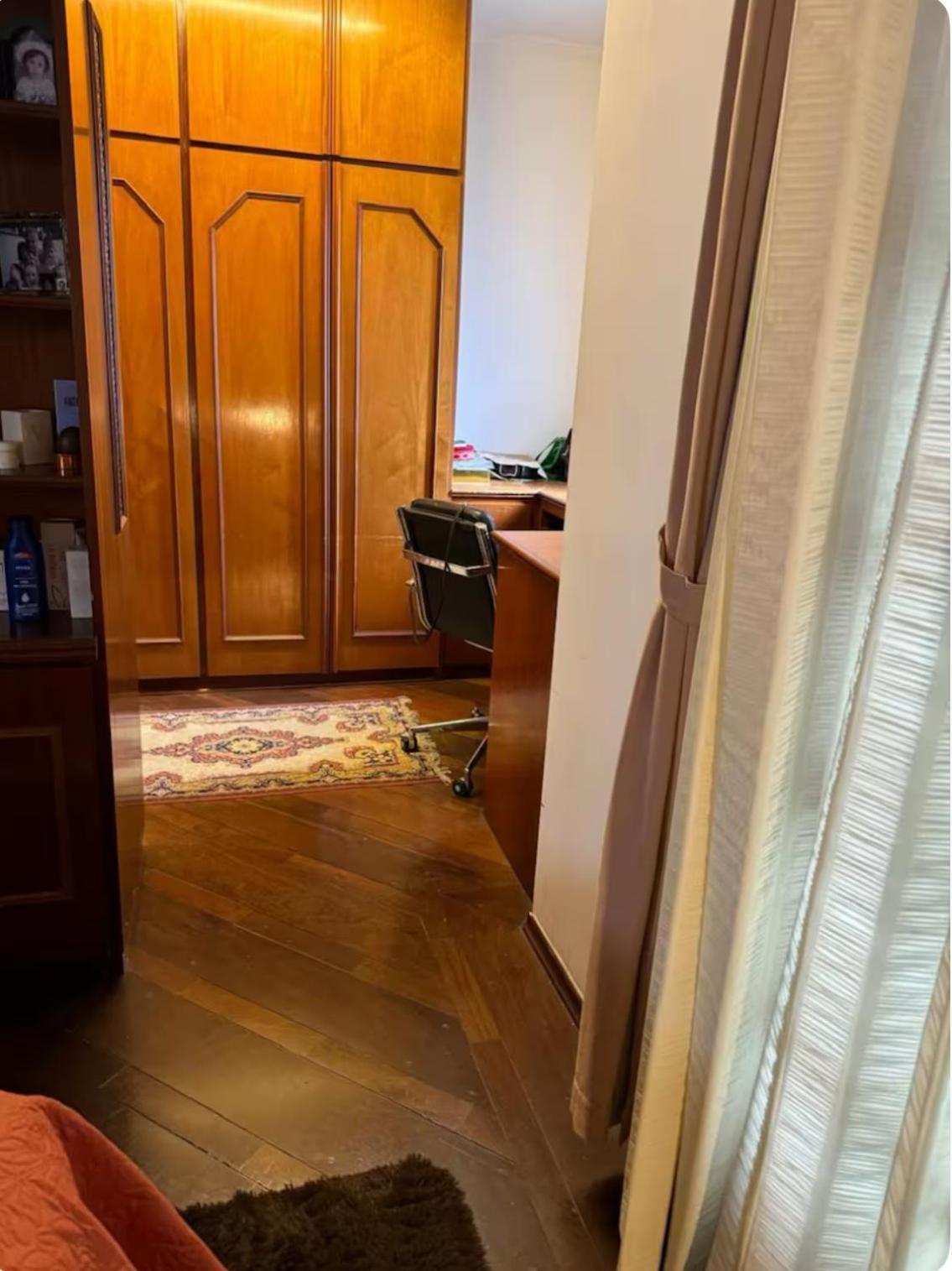 Acomodação com café da manhã  Linda Master No Jd Marajoara Em Casa De Alto Padrao